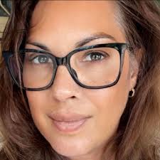 Look out! Echidna love train coming through! ❤️🚂 Mating season is well  underway and the males are already putting in the hard work over at  Mulligans Flat Woodland Sanctuary. 🦔🦔🦔 Echidna courtship