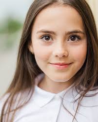 Capturing the spirit of your child in school portraits is my goal 💕