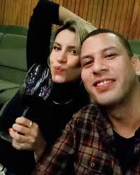 Relembrar os momentos especiais que desfrutamos com quem amamos é uma ótima  lembrança que guardamos.@liviaperacio_