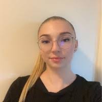 Celia Maurice's Instagram, Twitter & Facebook