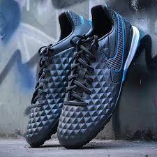 Nike Tiempo Legend 8 Society R 330 00 Entrega De 10 A 30 Dias Uteis Frete Gratis Para Todo O Brasil A Vista 10 De Desconto Ate 6 Chuteiras Nike Adidas Nmd