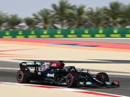 Em segundo, a 0s266, ficou charles leclerc, que fez seu tempo com os pneus de teste da pirelli. Formula 1 Verstappen Domina E Lidera Dia De Treinos Livres No Bahrein