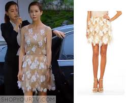 According to our records, she has no children. Lee Da Hae Fashion Clothes Style And Wardrobe Worn On Tv Shows Shop Your Tv