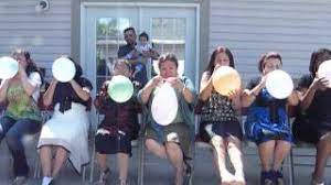 Primer jugador que marca en tres eurocopas seguidas, 19 el doble pivote estaba más perdido que adán el día de la madre, y el mediocampo no ayudaba a los laterales. Manantial De Vida Lincoln Ne Juego Del Globo Dia De Las Madres Youtube