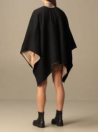 A wide variety of pelerine options are available to you Burberry Pelerine Damen Pelerine Burberry Damen Schwarz Pelerine Burberry 8018496 Giglio De