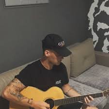 Bad bunny drake mia lyrics letra.sean paul, bad bunny, drake] girl, 'cause i got the key to pull the lock just like a ship out at sea, me want to dock electric keely 20 to give the. Bad Bunny Ft Drake Mia Mestiic Remix By Mestiic
