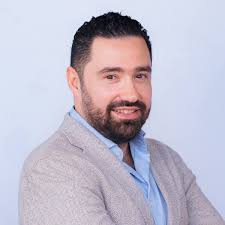 Ahmad Nasser's Instagram, Twitter & Facebook