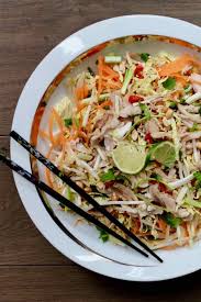 Gỏi Ga Bắp Cải Recette Traditionnelle Vietnamienne 196 Flavors Cuisine Orientale Salade Vietnamienne Salade Vietnamienne Poulet