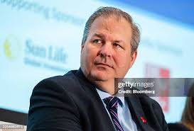 37 Photos & High Res Pictures