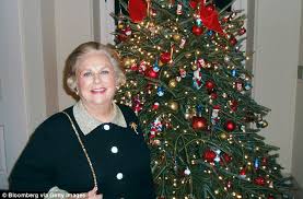 The day before christmas is christmas eve. Jacqueline Mars Billionairess Kills Grandmother After Crashing Porsche Daily Mail Online