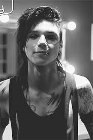 Kellin quinn was born on the 24th of april, 1986, in medford. You Are Who You Are Andy S Only Cute With Short Hair