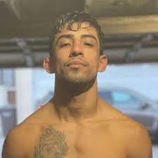 Omar Farag's Instagram, Twitter & Facebook