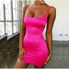 Let us help you find the perfect dress. What Colour Accessories To Wear With A Pink Dress Pretty Accessories