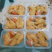 When shopping for fresh produce or meats, be certain to take the time to ensure that the texture, colors, and quality of the food you buy is the best in the batch. Ayam Presto Tulang Lunak Makanan Minuman Makanan Instan Di Carousell