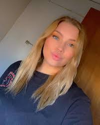 Hailey Taylor's Instagram, Twitter & Facebook