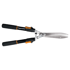 Fiskars Power Lever 25 33 Extendable Hedge Shears Hedge Shears Fiskars Shears