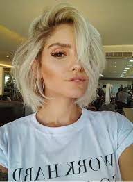 43 Popular Short Blonde Haircuts With Black Roots In 2018 Styleschannel Short Blonde Haircuts Brown Ombre Hair Color Hair Styles