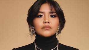 Jessica Begay's Instagram, Twitter & Facebook