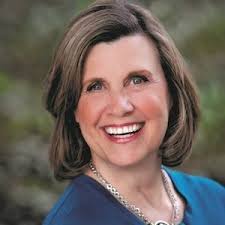 Lisa Walker, Real Estate Agent