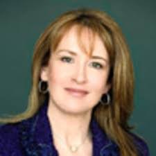 Elizabeth Falzone's Instagram, Twitter & Facebook