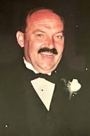 Charles Holub Obituary (2023)