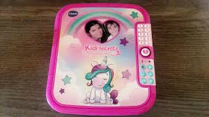 Mon Journal Intime Kidi Secret De La Marque Vtech De Ma Fille Copines Mamans Et Femmes Tres Actives Le micro sur pied kidi superstar de vtech contient de nombreuses fonctionnalités pour accompagner les petits chanteurs en herbe sur la route du succès. mon journal intime kidi secret de la