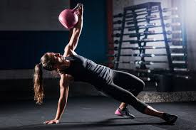 Scopri gli esercizi per i pettorali da fare a casa con manubri e pesi e panca o senza attrezzi a corpo libero e crea la tua scheda fitness. Esercizi Per Le Braccia Da Fare A Casa Per Tonificare E Rassodare