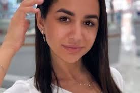 Eyebrow Shaping in Bournemouth, England