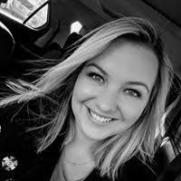 Amber Tew's Instagram, Twitter & Facebook