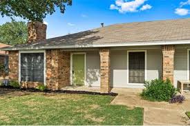 5714 Westchase Dr, North Richland Hills, TX 76180