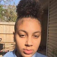 Karina Mobley's Instagram, Twitter & Facebook