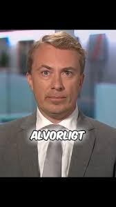 Nu skal du møde Adnan Avdic. En mand, der hader Danmark, og alt, hvad vi  står for. To dage efter terrorangrebet i København i 2015 gik han på tv og  erklærede, at