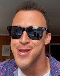 This lad can nail any Jim Carrey impression from any of his films 😮👏