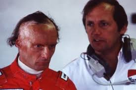 Ron Dennis verkoopt aandelen en vertrekt bij McLaren