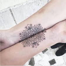 You and your best friend share practically everything and have an unbreakable bond. 5 Ideas For Best Friend Tattoos That Are Actually Awesome Style Self Care Tlc Com