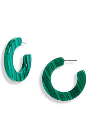 You might have sensitive ears and the cause of irritation is likely the type of metal in your jewelry. 24 Best Earrings For Sensitive Ears 2021 Hypoallergenic Earrings