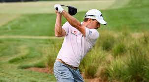 Ever the grinder, kisner's win was extra sweet, as he had come up on the losing end of three playoffs in 2015, most notably at the players championship. Kevin Kisner Apologizes For Insensitive Remark