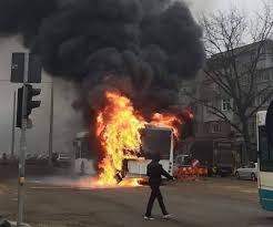 Ultimele stiri cu tema stiri actualitate din localitatea galati. Stiri Autobuz In FlÄcÄri La DouÄ Babe Monitorul De Galati Ziar Print Si Online Stiri Press