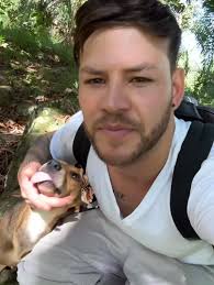 🐺⚡️⚡️, Cada que compartes con ellos corres el riesgo de volverte una mejor  persona, su lealtad su amor sin pedir nada a cambio