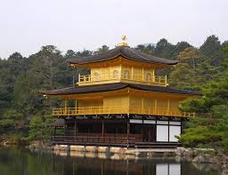 A Brief History Of The Arts Of Japan The Kamakura To Azuchi Momoyama Periods Article Khan Academy The windows of the hall of gold. kamakura to azuchi momoyama periods