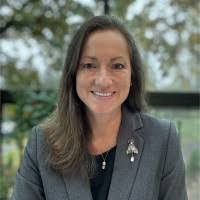 Eileen Drake's Instagram, Twitter & Facebook