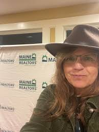 Juanita Waterman (@bravemoneywealth) • Instagram photos and videos