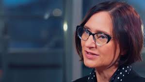 Prof. dr hab. n. med. Lidia Gil otrzymała nominację profesorską od  Prezydenta Rzeczypospolitej Polskiej