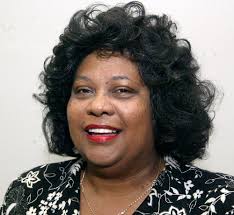 In Bridgeport, Lamont unveils $150M small business loan program