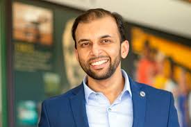 A Muslim candidate responded to a man's Islamophobic tweet by donating to  his medical fund