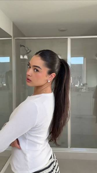 Slick High Pony Tail • 650+ reels on Instagram
