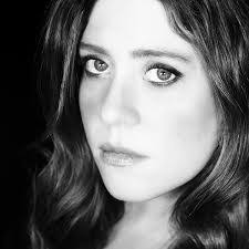 Hillary Lyon's Instagram, Twitter & Facebook