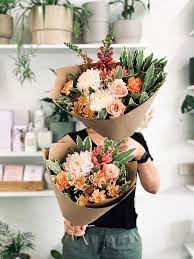 Many of haute's bouquets come in three sizes (small, medium and large), but the downsides: Tuesday 28th February 2020 Best Flower Delivery Flower Delivery Service Flower Delivery