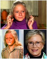 I'm thrilled to see a recent photo of Eve Plumb, the iconic Jan Brady from  The Brady Bunch, looking stunning as ever! She's pictured with her husband  during a visit to Australia,