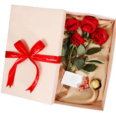 Not sure what to do for your anniversary date? 5 Romantic Anniversary Gift Ideas For The Love Of Your Life